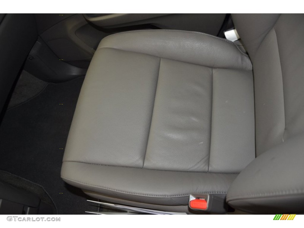 2013 Odyssey Touring Elite - Smokey Topaz Metallic / Gray photo #16