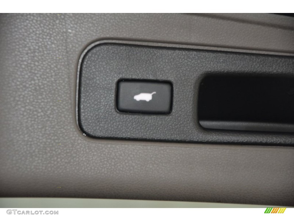 2013 Odyssey Touring Elite - Smokey Topaz Metallic / Gray photo #33