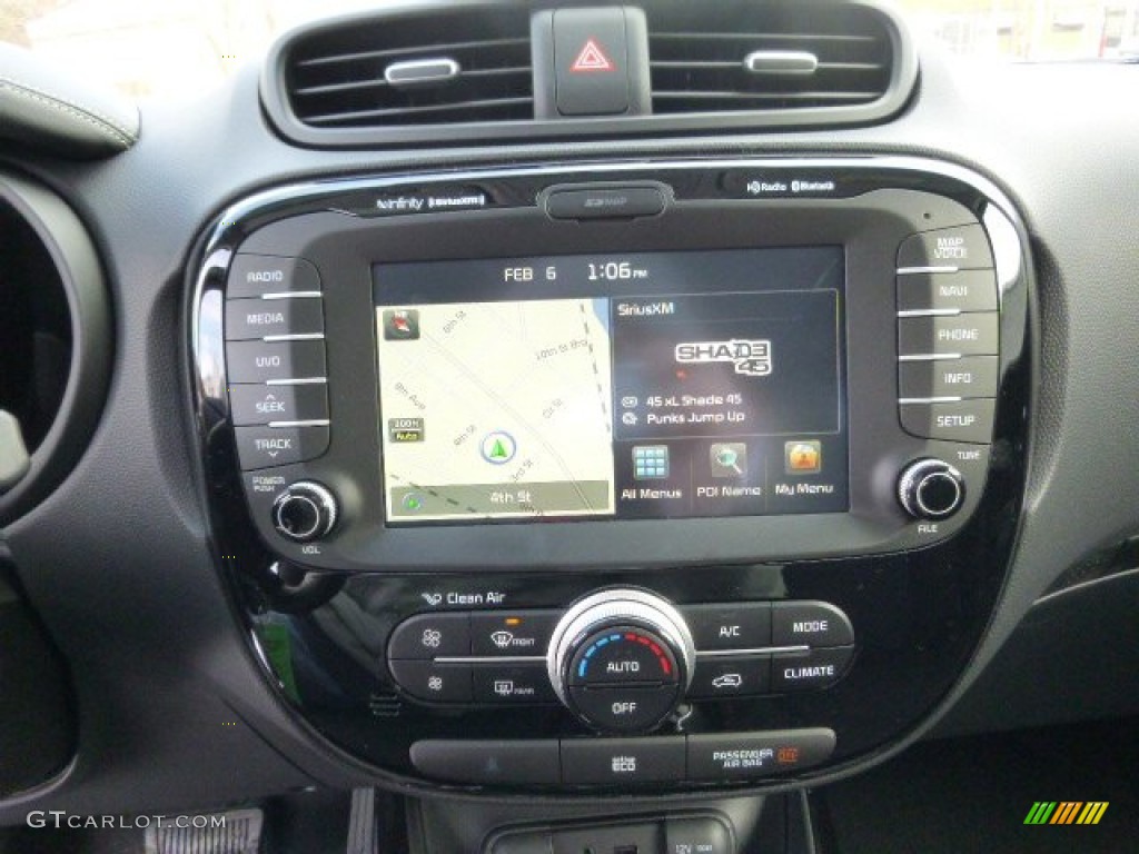 2014 Kia Soul + Controls Photos