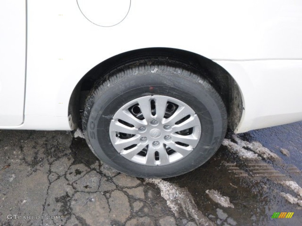 2014 Kia Sedona LX Wheel Photos