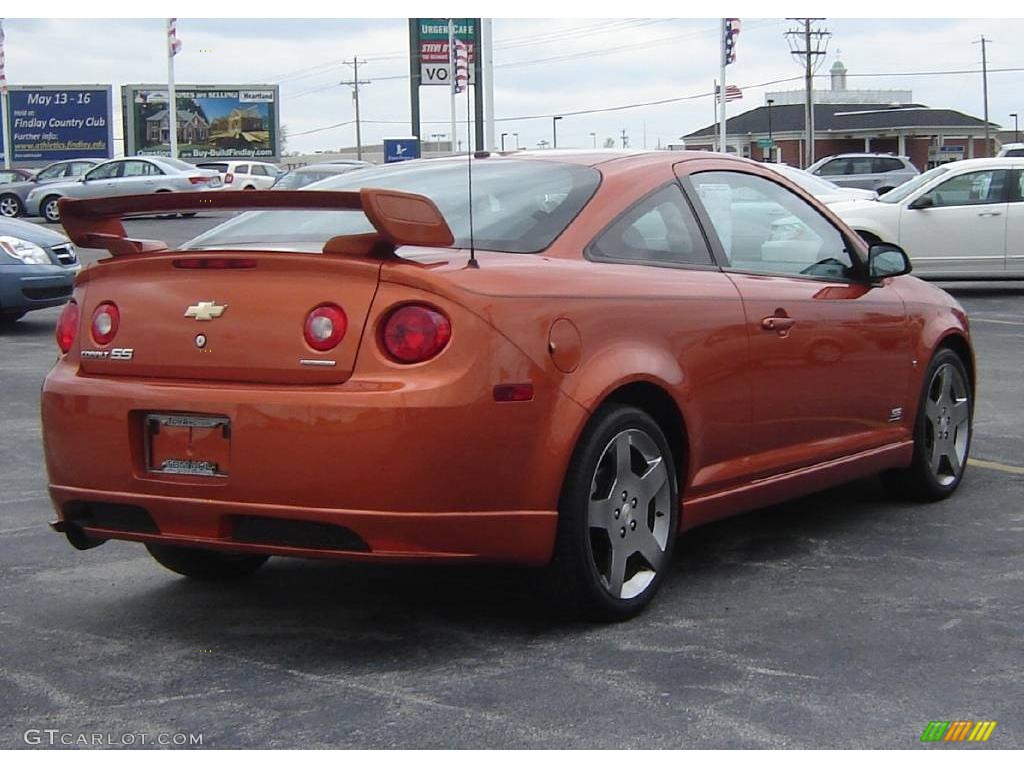 2006 Cobalt SS Supercharged Coupe - Sunburst Orange Metallic / Gray photo #5