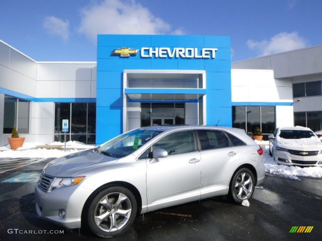 2010 Venza V6 - Classic Silver Metallic / Gray photo #1