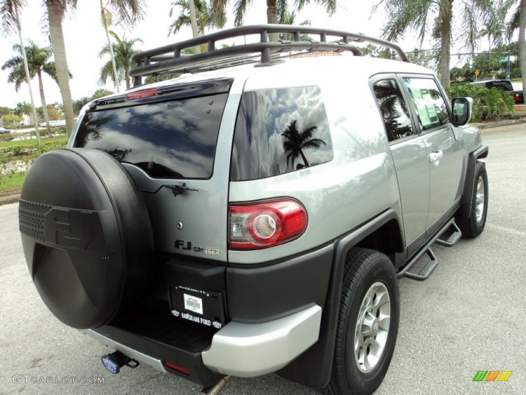 2012 FJ Cruiser  - Silver Fresco Metallic / Dark Charcoal photo #6