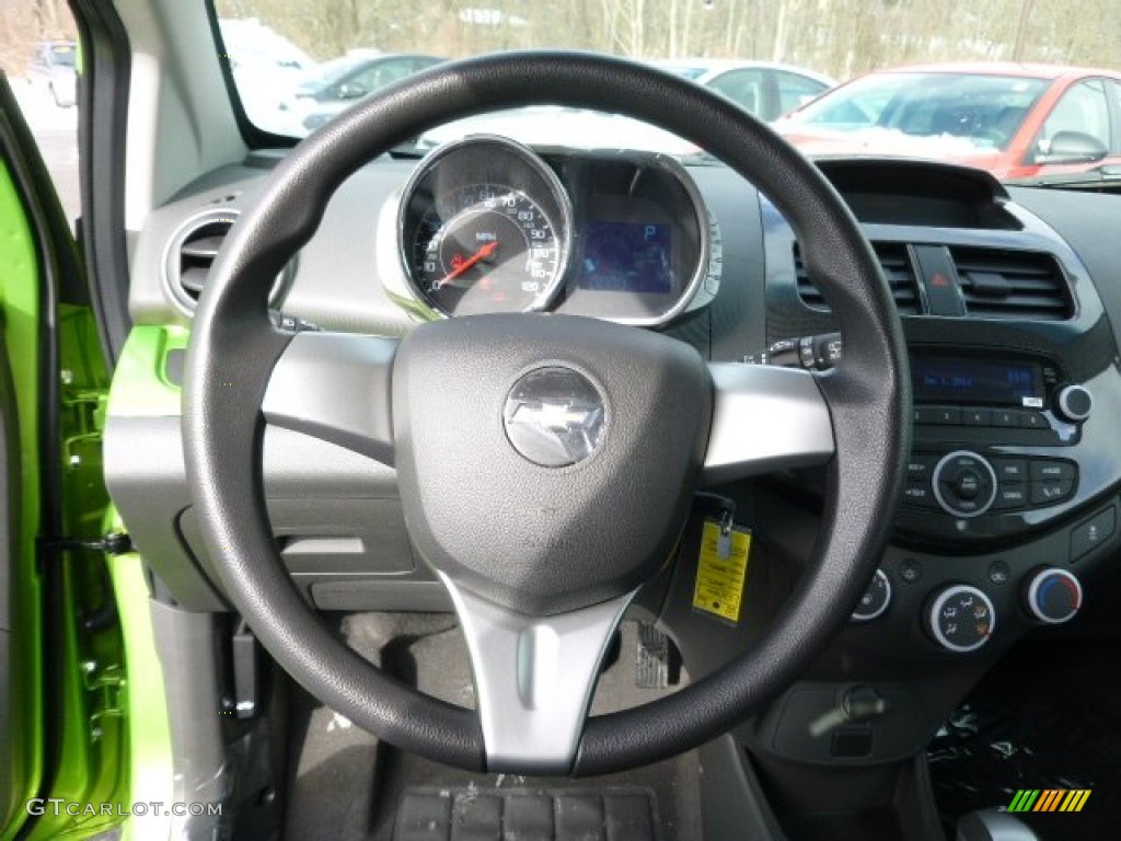 2014 Chevrolet Spark LS Silver/Green Steering Wheel Photo #90400664