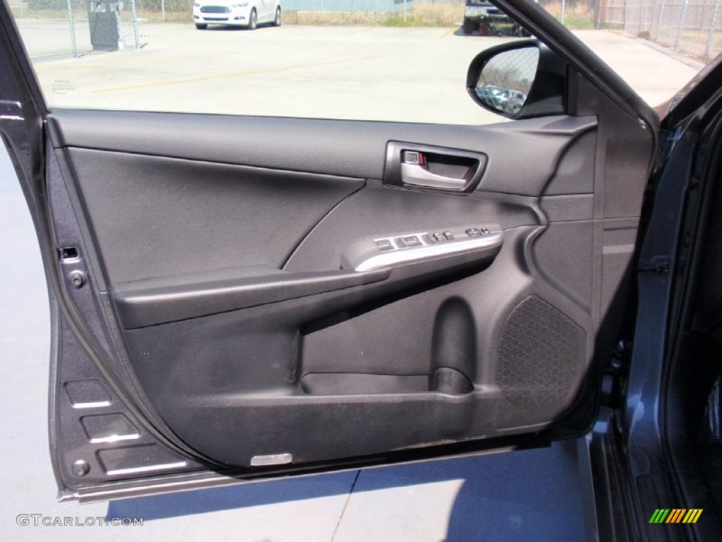 2014 Camry SE - Magnetic Gray Metallic / Black/Ash photo #20