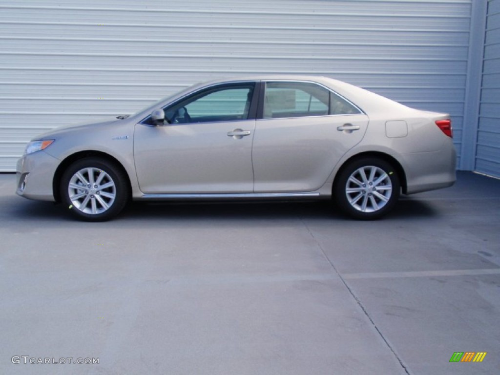 2014 Camry Hybrid XLE - Champagne Mica / Ivory photo #6