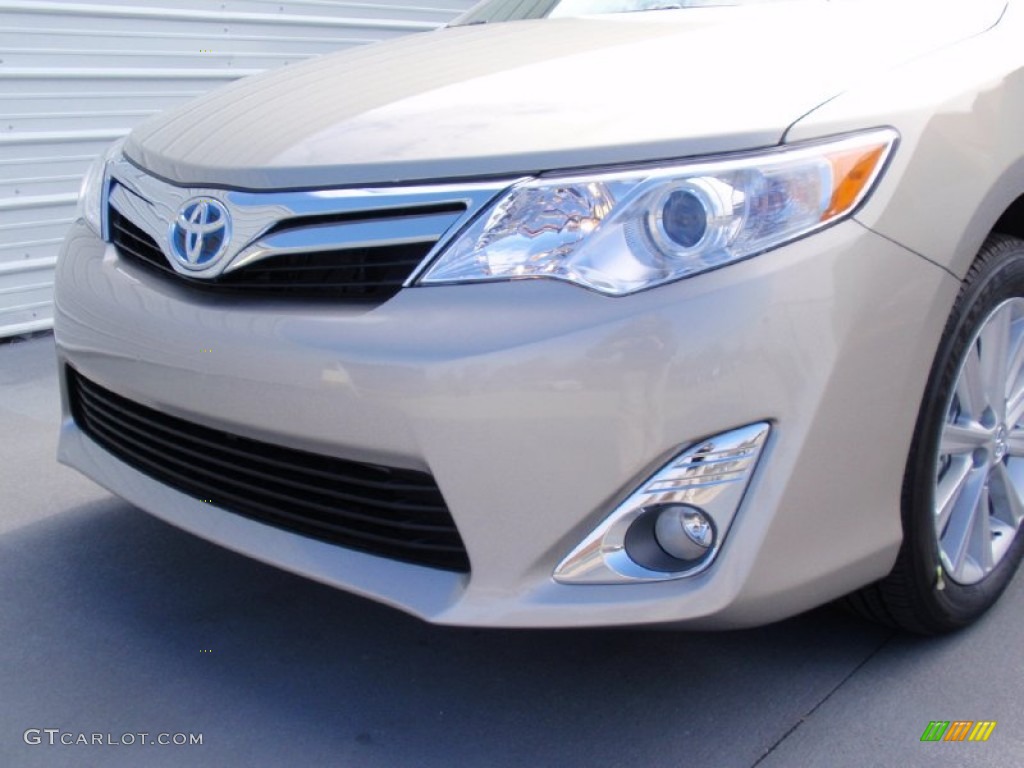 2014 Camry Hybrid XLE - Champagne Mica / Ivory photo #11