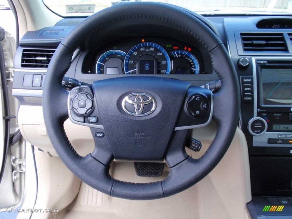 2014 Camry Hybrid XLE - Champagne Mica / Ivory photo #32