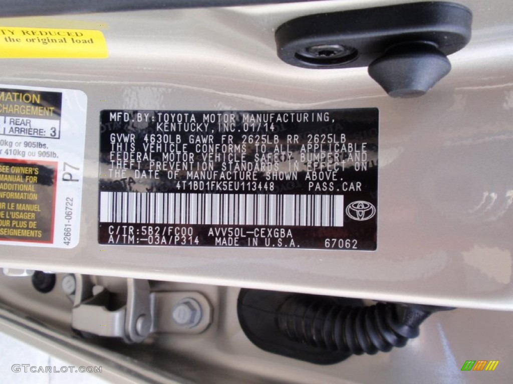 2014 Camry Hybrid XLE - Champagne Mica / Ivory photo #35