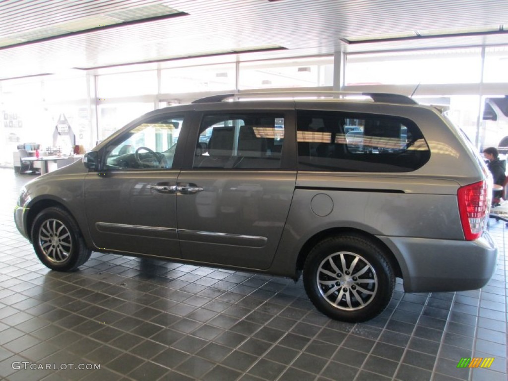 2011 Sedona EX - Titanium Silver / Gray photo #4