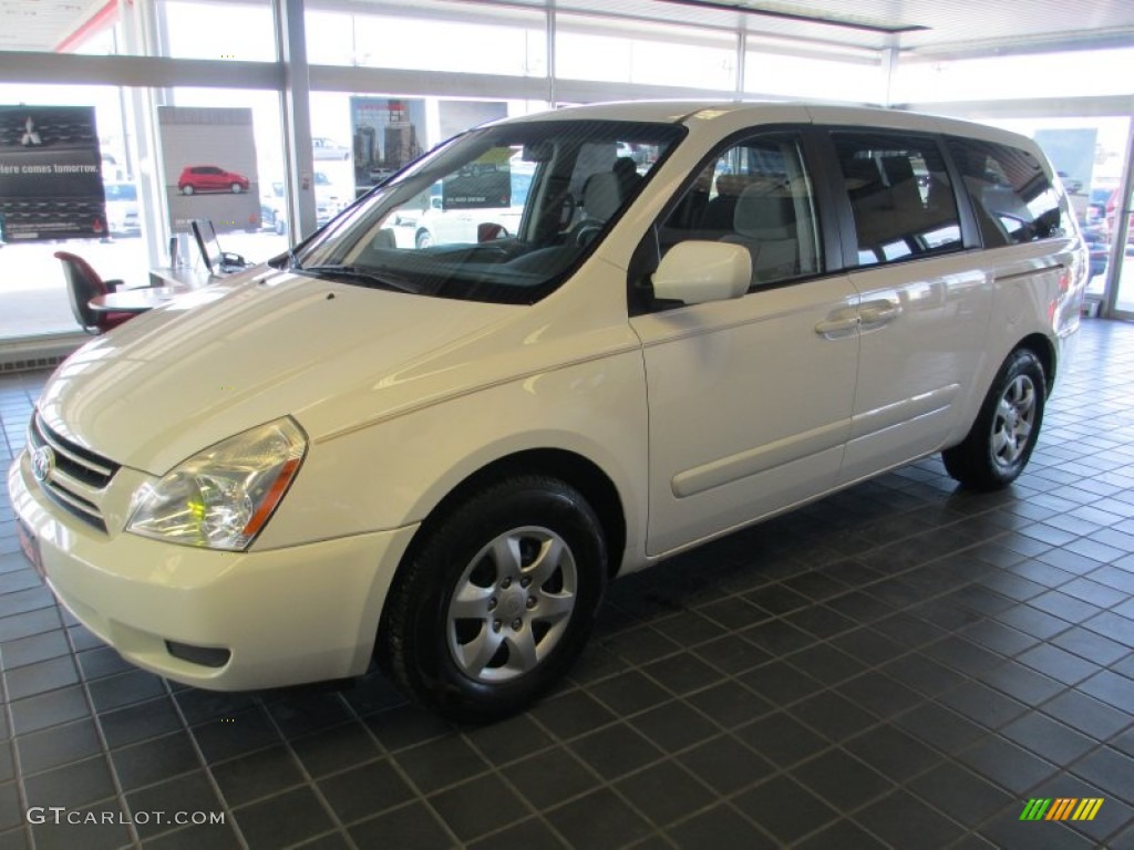 2006 Sedona LX - White / Gray photo #3
