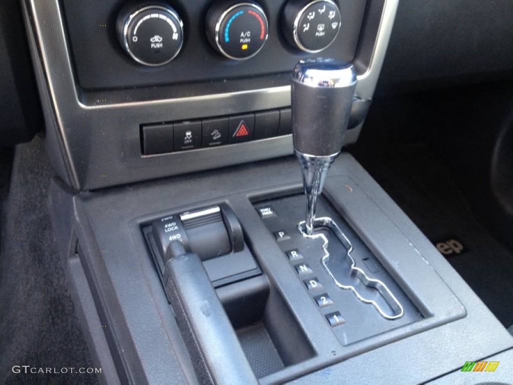 2011 Jeep Liberty Sport 4x4 Transmission Photos