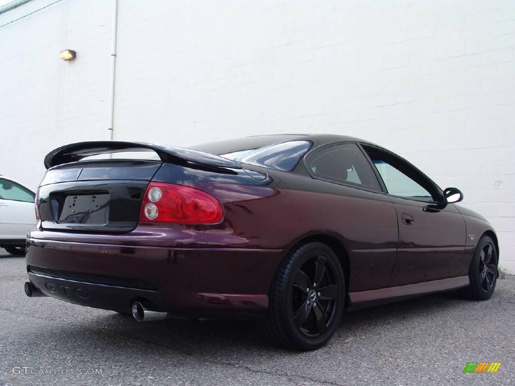 2005 GTO Coupe - Custom Dark Red Metallic / Red photo #9