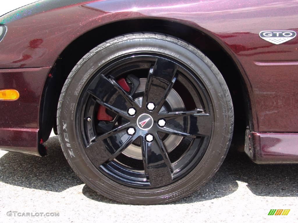 2005 GTO Coupe - Custom Dark Red Metallic / Red photo #24