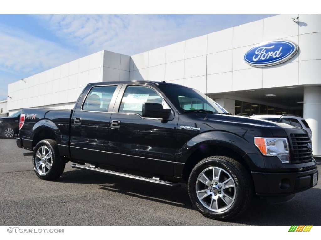 Tuxedo Black Ford F150