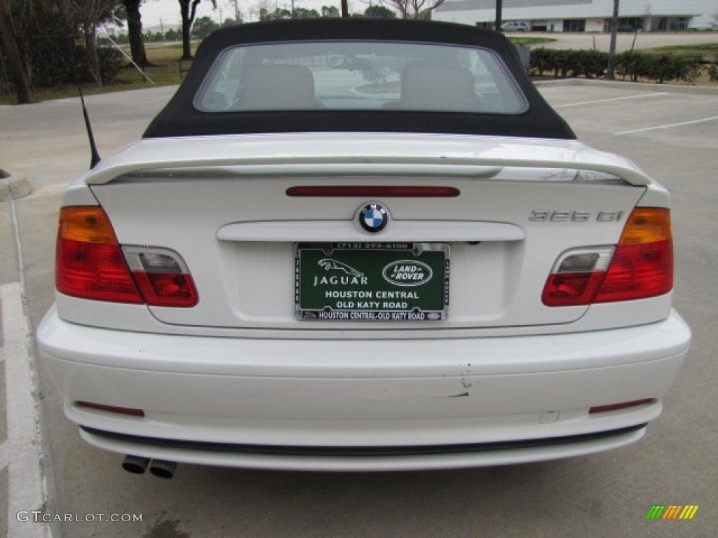 2002 3 Series 325i Convertible - Alpine White / Natural Brown photo #11