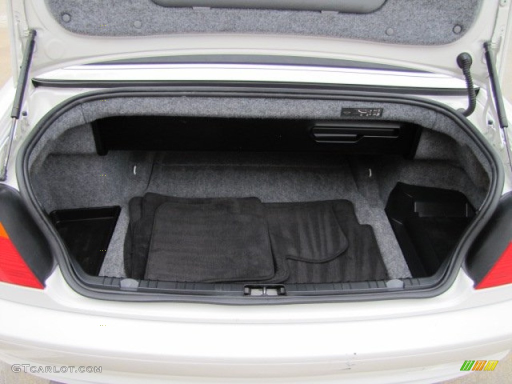 2002 BMW 3 Series 325i Convertible Trunk Photo #90411486