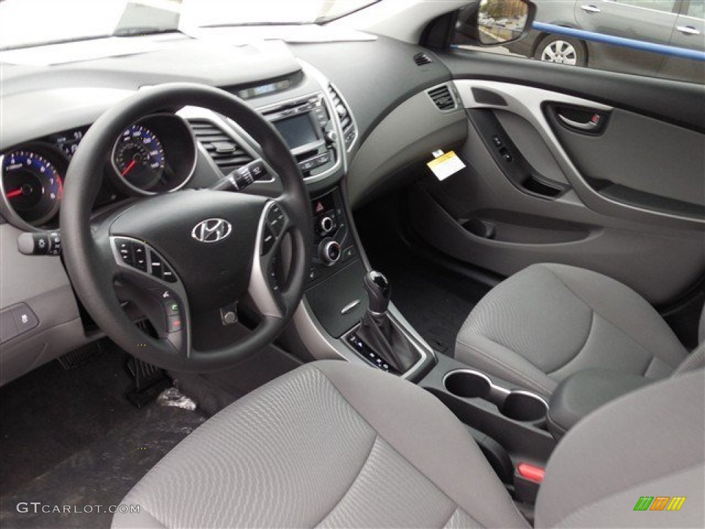 Gray Interior 2014 Hyundai Elantra SE Sedan Photo #90412491