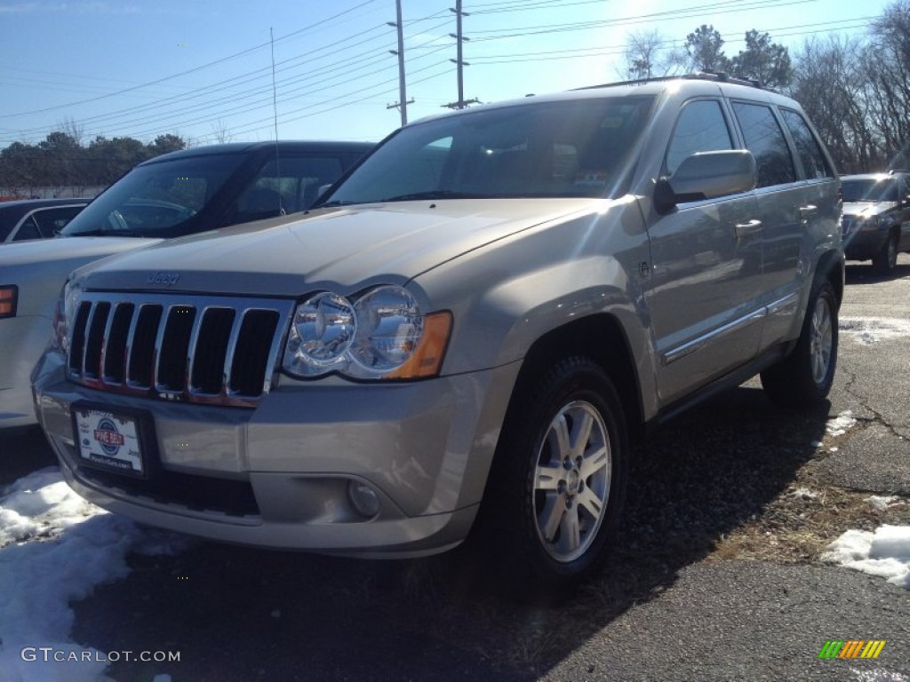 2008 Grand Cherokee Limited 4x4 - Bright Silver Metallic / Dark Khaki/Light Graystone photo #1