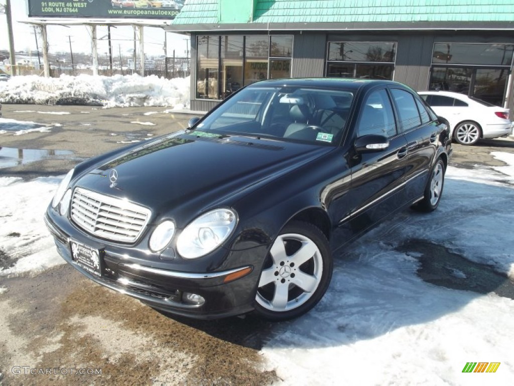 2005 E 500 4Matic Sedan - Black / Charcoal photo #1