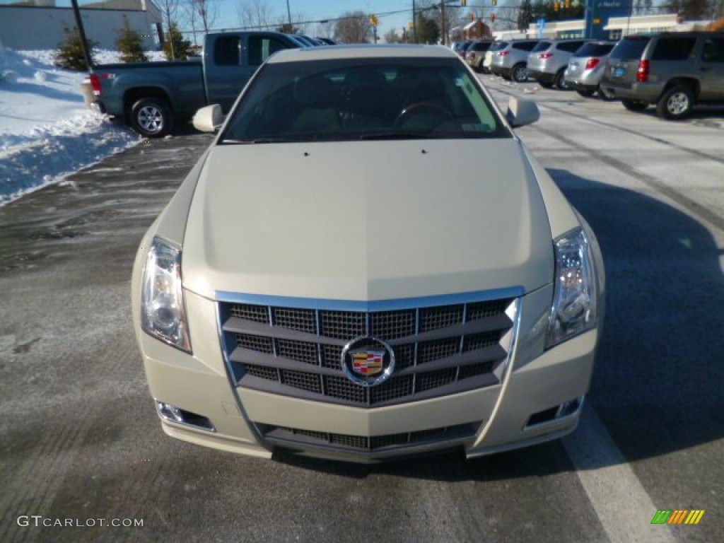 2010 CTS 4 3.6 AWD Sedan - Vanilla Latte / Ebony photo #2