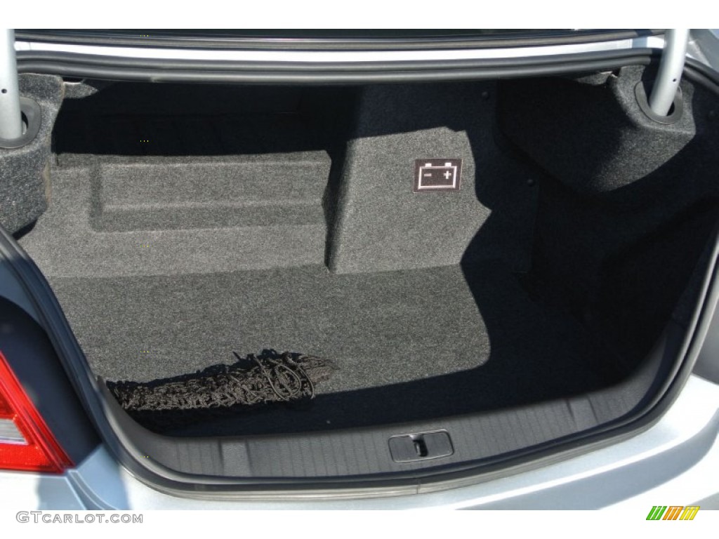 2014 Buick LaCrosse Leather Trunk Photo #90424101