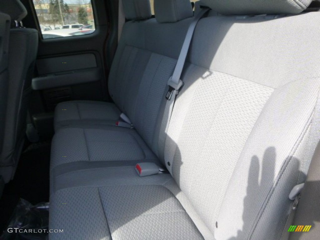 2014 Ford F150 XLT SuperCab 4x4 Rear Seat Photo #90424722