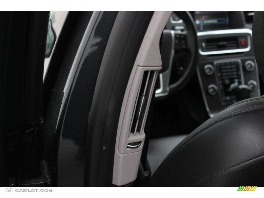 2012 S60 T5 - Black Sapphire Metallic / Off Black/Anthracite Black photo #22