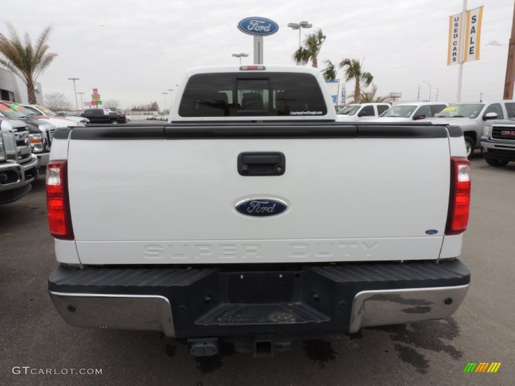 2012 F350 Super Duty Lariat Crew Cab 4x4 Dually - Oxford White / Black photo #3