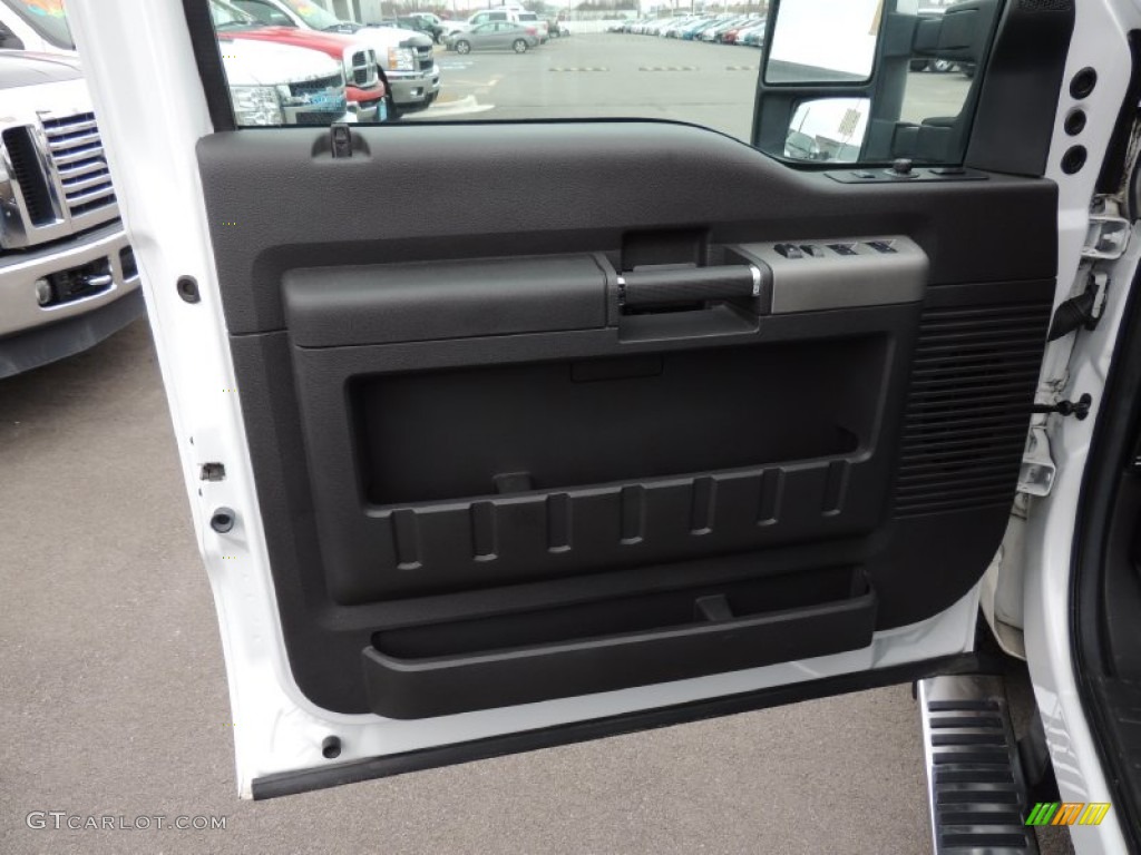 2012 F350 Super Duty Lariat Crew Cab 4x4 Dually - Oxford White / Black photo #13