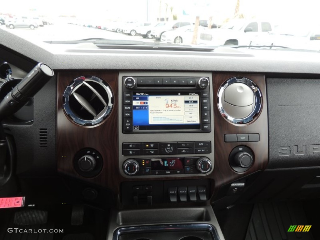 2012 F350 Super Duty Lariat Crew Cab 4x4 Dually - Oxford White / Black photo #17