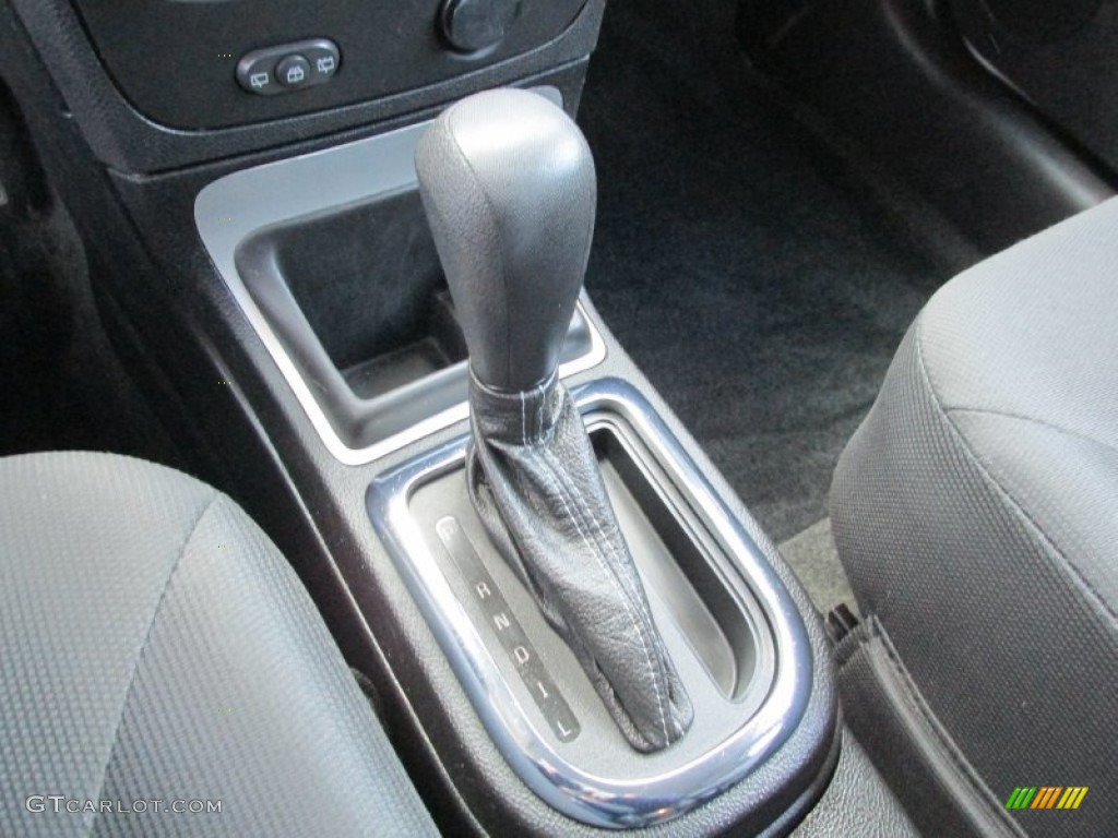 2011 HHR LS - Arctic Ice White / Ebony photo #15