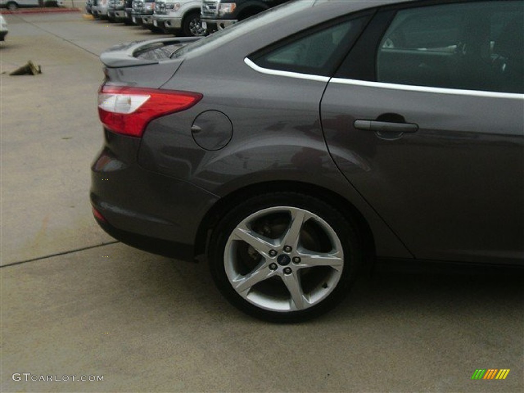 2012 Focus Titanium Sedan - Sterling Grey Metallic / Charcoal Black photo #7