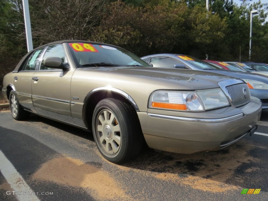 2004 Grand Marquis LS - Arizona Beige Metallic / Medium Parchment photo #4