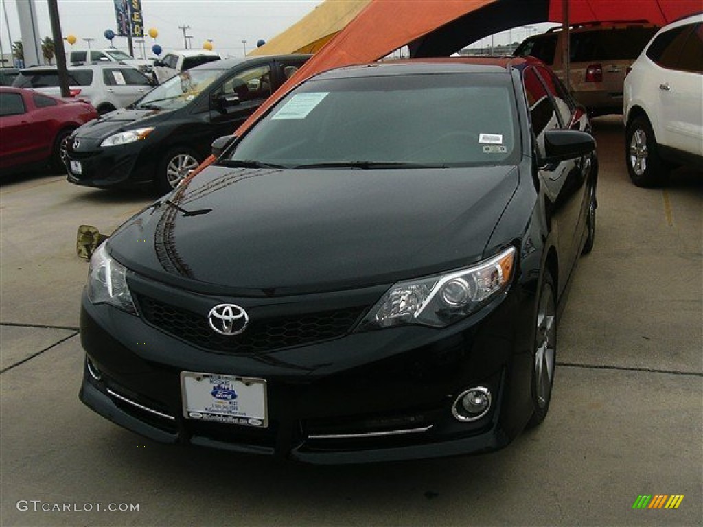 2013 Camry SE V6 - Attitude Black Metallic / Black photo #1