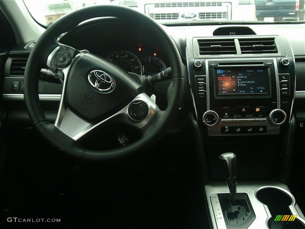 2013 Camry SE V6 - Attitude Black Metallic / Black photo #10