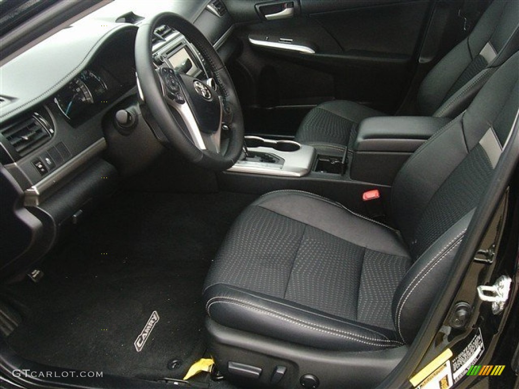 2013 Camry SE V6 - Attitude Black Metallic / Black photo #11