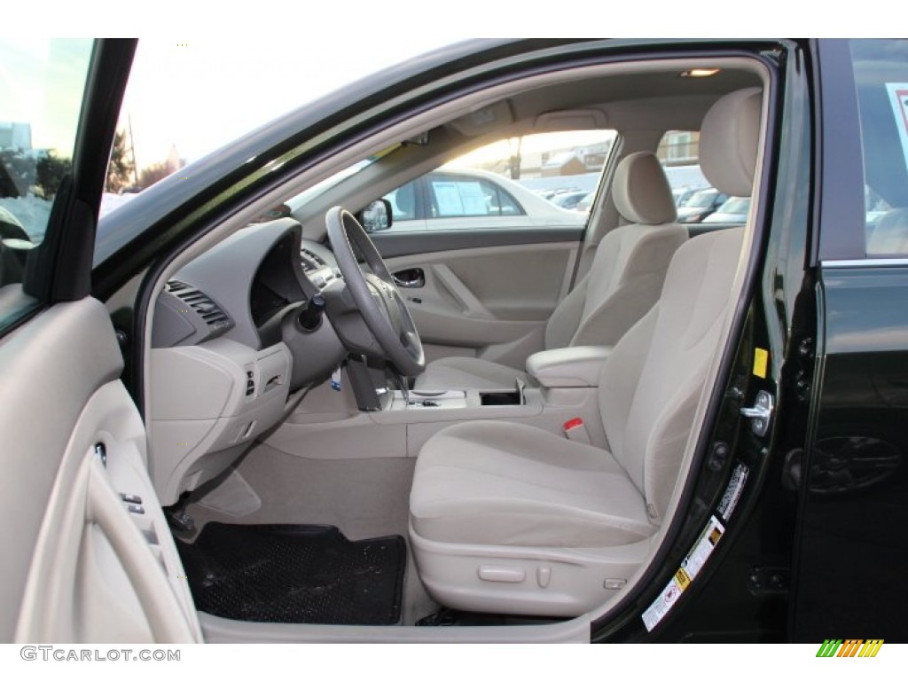2011 Camry LE - Spruce Green Mica / Bisque photo #7