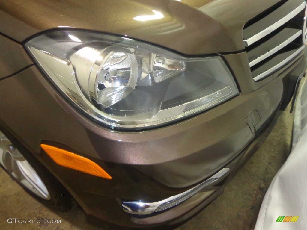 2013 C 300 4Matic Sport - Dolomite Brown Metallic / Almond Beige photo #7