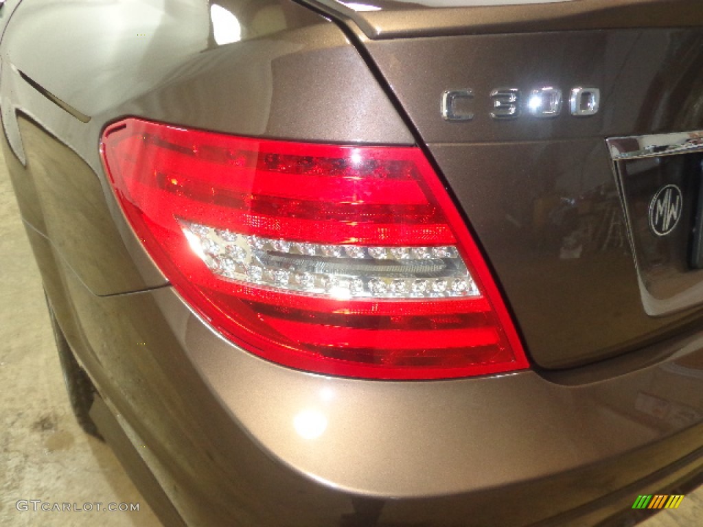 2013 C 300 4Matic Sport - Dolomite Brown Metallic / Almond Beige photo #9