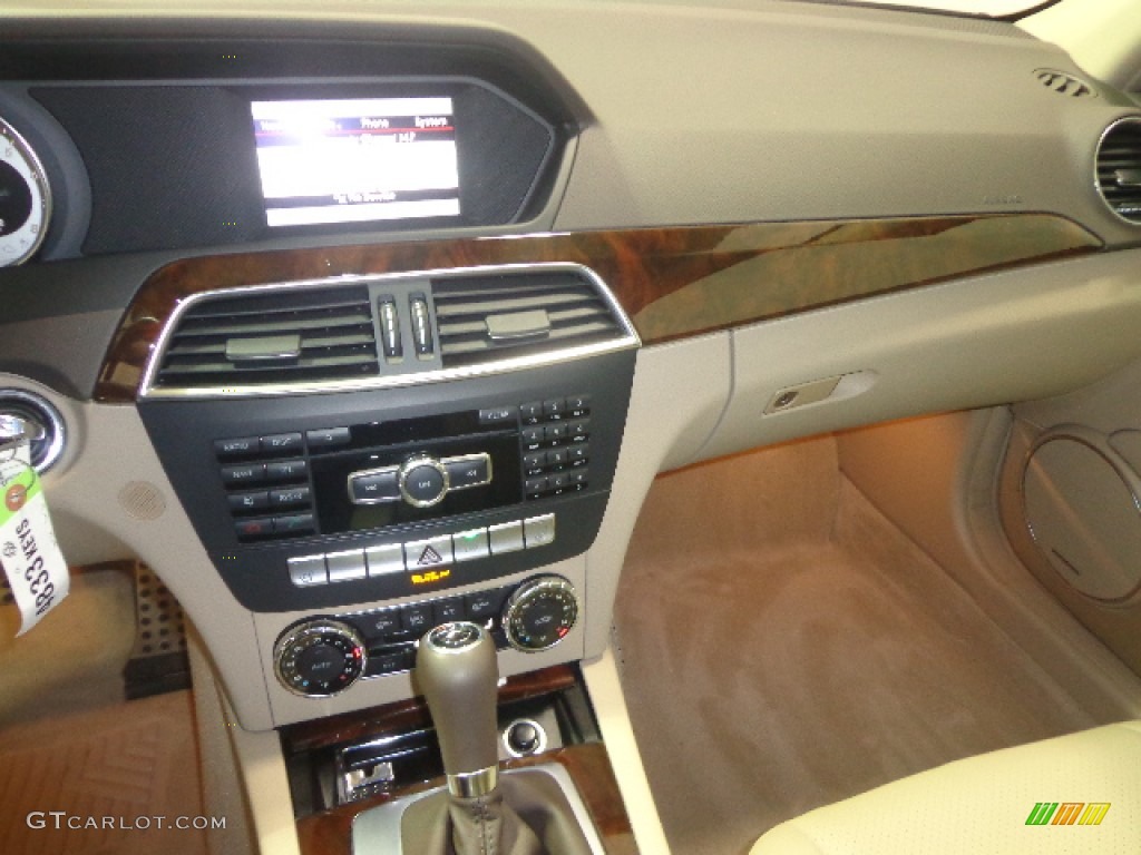 2013 C 300 4Matic Sport - Dolomite Brown Metallic / Almond Beige photo #23
