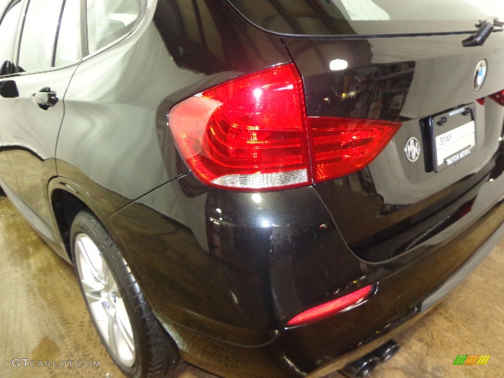2013 X1 xDrive 35i - Black Sapphire Metallic / Black photo #10