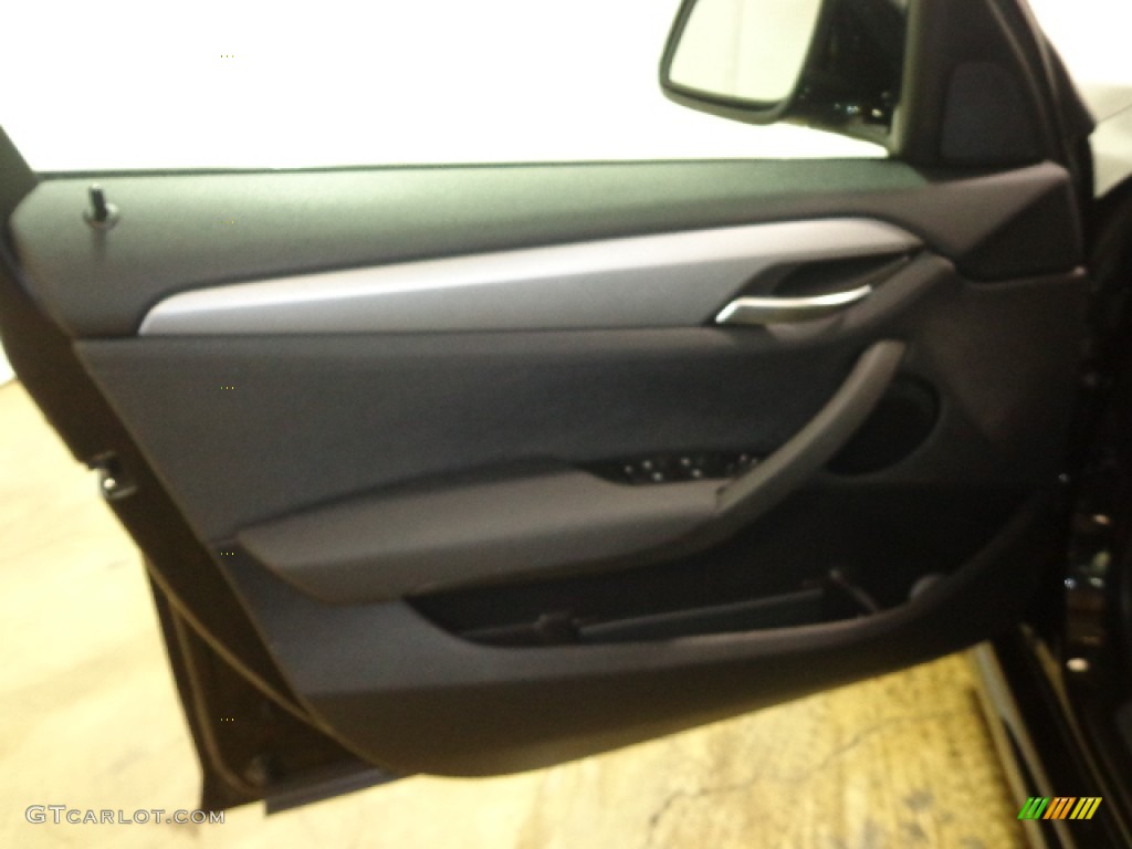 2013 X1 xDrive 35i - Black Sapphire Metallic / Black photo #19