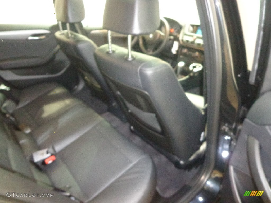 2013 X1 xDrive 35i - Black Sapphire Metallic / Black photo #30