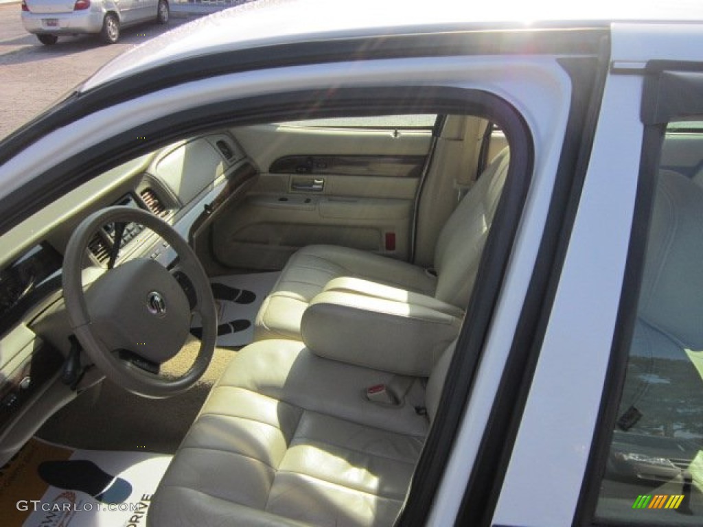 2006 Grand Marquis LS - Vibrant White / Light Camel photo #10