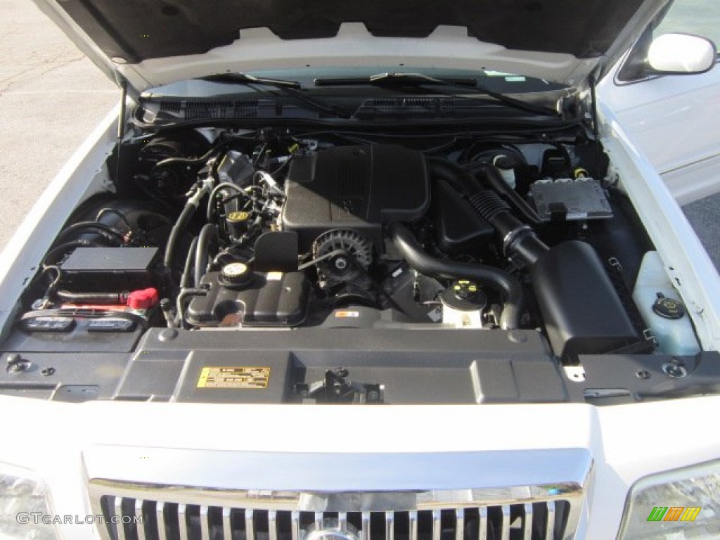 2006 Grand Marquis LS - Vibrant White / Light Camel photo #20