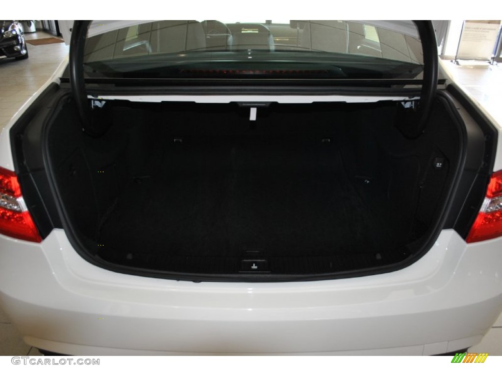 2010 E 350 4Matic Sedan - Arctic White / Black photo #10
