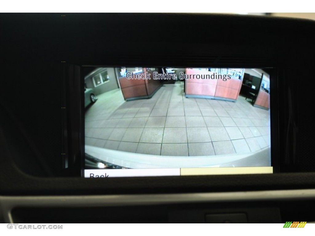 2010 E 350 4Matic Sedan - Arctic White / Black photo #22