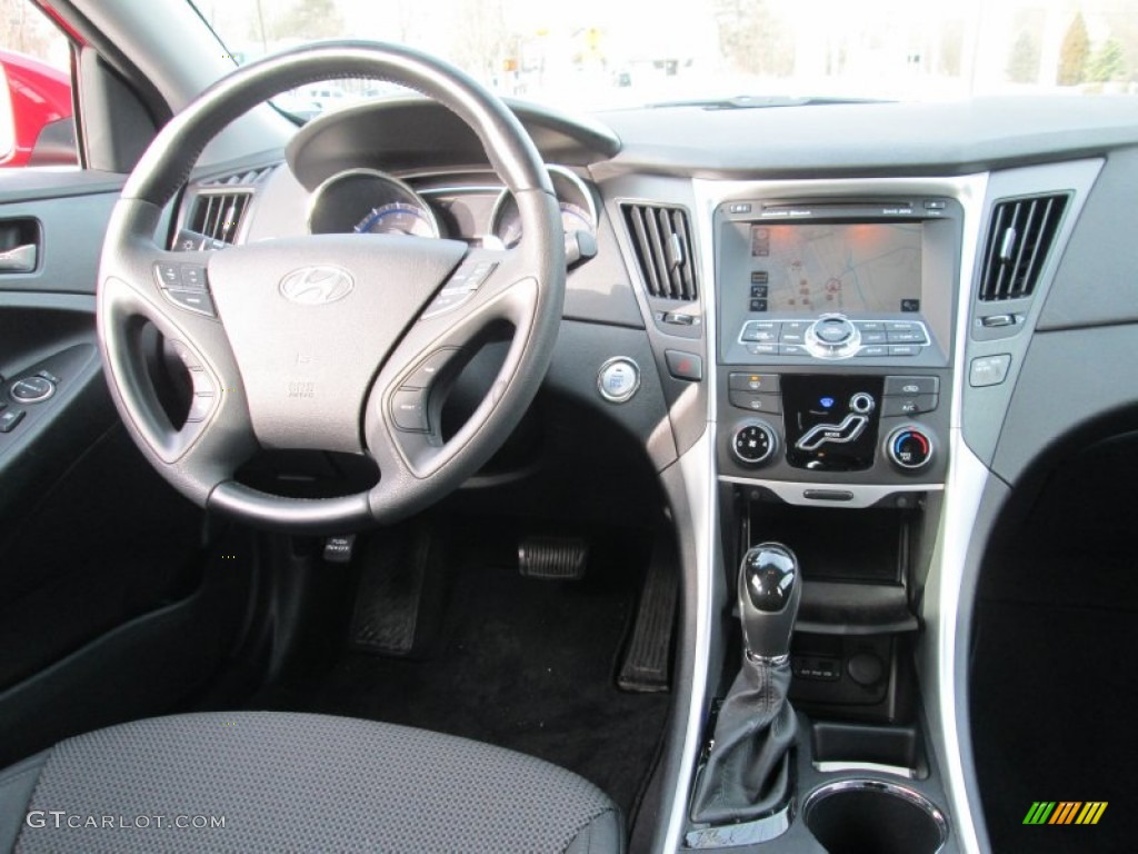 2011 Sonata Limited - Venetian Red / Black photo #16