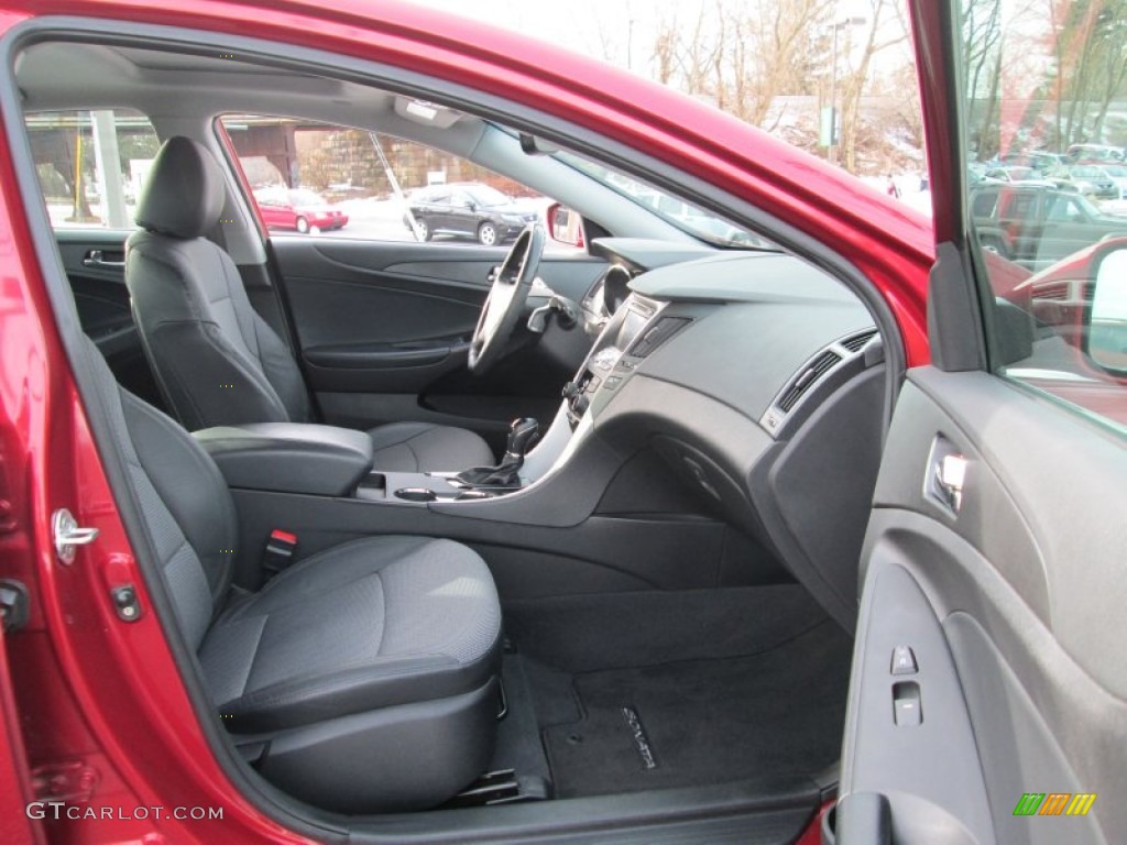 2011 Sonata Limited - Venetian Red / Black photo #17